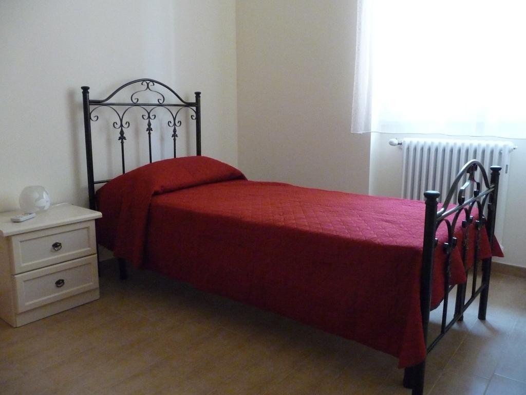 Bed and Breakfast Le Due Nicchie Matera Habitación foto