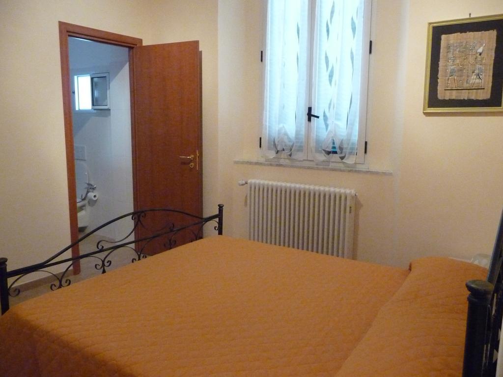Bed and Breakfast Le Due Nicchie Matera Habitación foto
